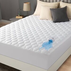 Waterproof White Mattress Protector